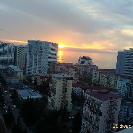 Apartamento Mariamis Hous Batumi Exterior foto