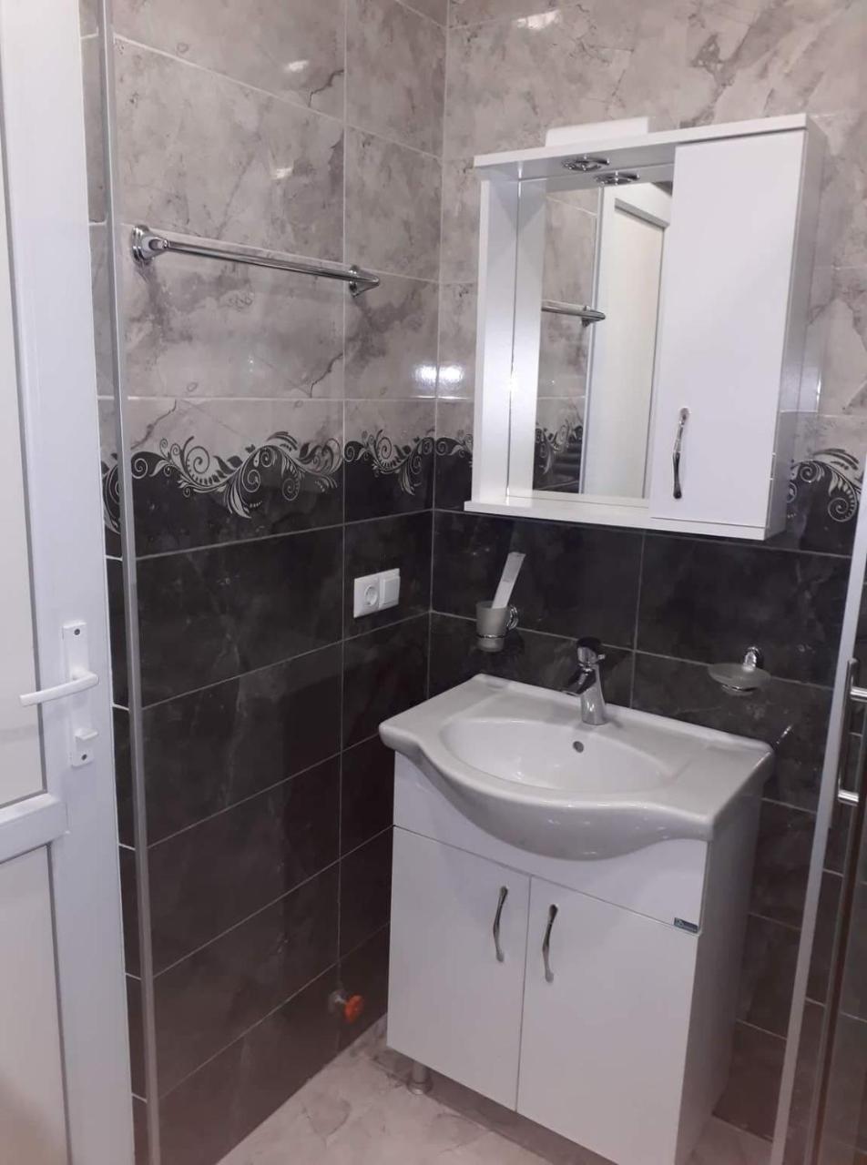 Apartamento Mariamis Hous Batumi Exterior foto